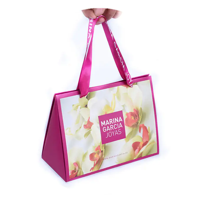 Customized Special designgift packaging paper bag for jewelry