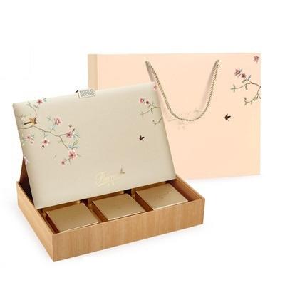 Customized Mid-Autumn Festival moon cake gift boxes